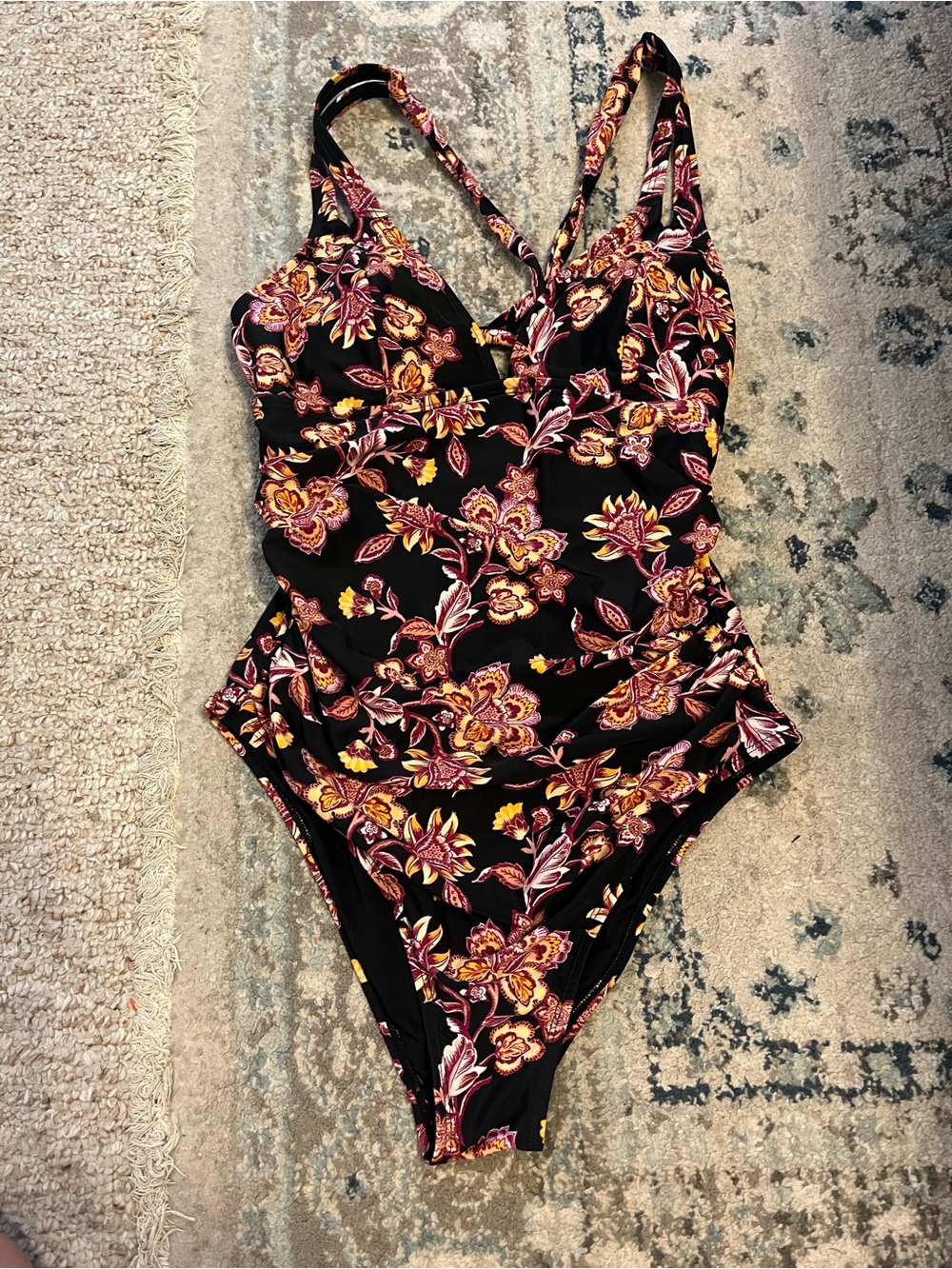 Cupshe Black Floral Ruched One-Piece Swimsuit